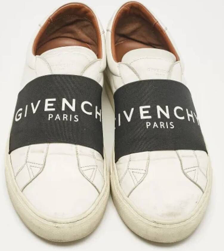 Givenchy Pre-owned Leather sneakers White Heren