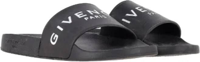 Givenchy Pre-owned Rubber sandals Black Dames