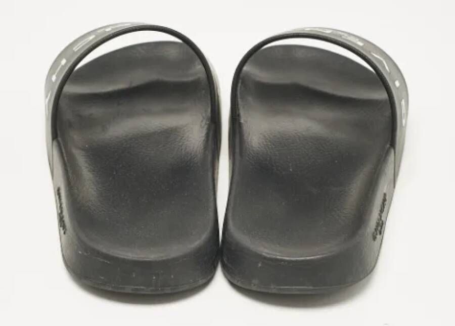 Givenchy Pre-owned Rubber sandals Black Dames