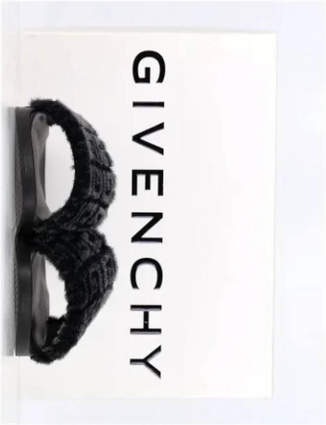 Givenchy Pre-owned Rubber sandals Black Heren