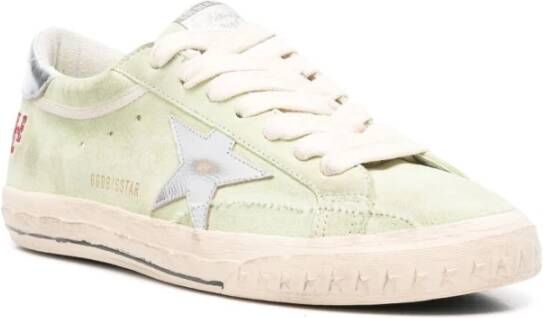 Golden Goose Groene Veterschoenen met Sterpatch Beige Heren