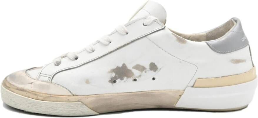 Golden Goose Superstar White and Silver Sneakers White Dames