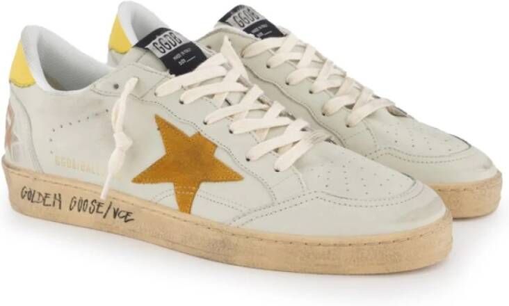 Golden Goose Versleten witte sneakers met oranje ster White Heren