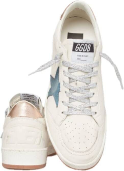 Golden Goose Witte leren sneakers met blauwe suède ster White Dames