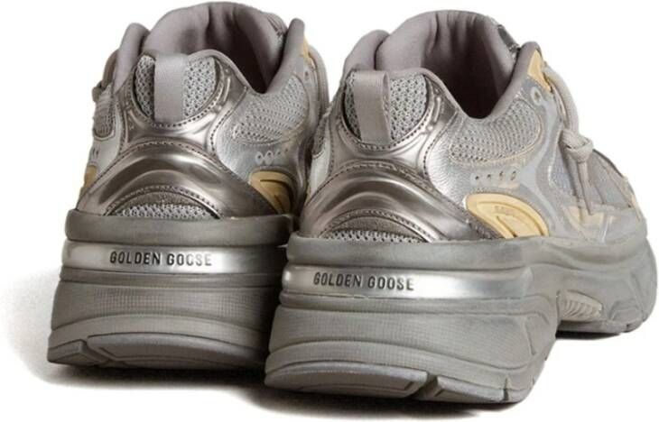 Golden Goose Zilveren Sneakers met Ster Patch Detail Gray Heren