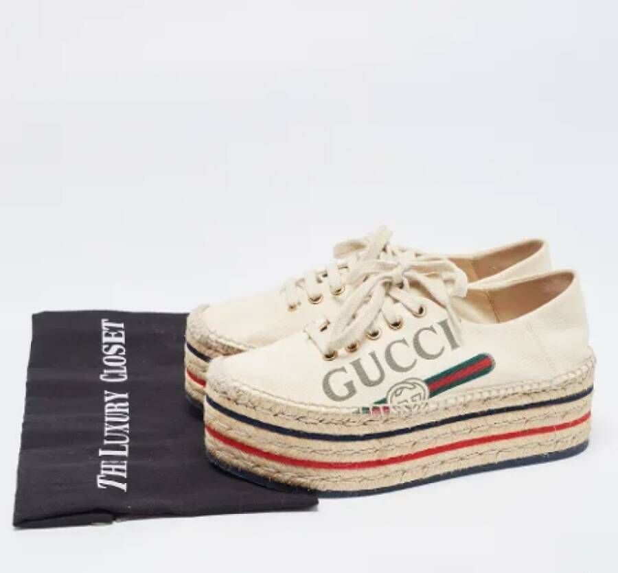 Gucci Vintage Pre-owned Canvas espadrilles Beige Dames