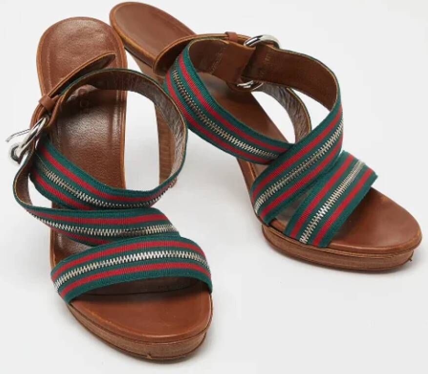 Gucci Vintage Pre-owned Canvas sandals Green Dames