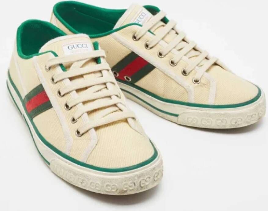 Gucci Vintage Pre-owned Canvas sneakers Beige Dames