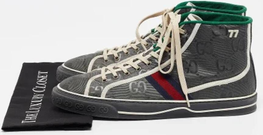 Gucci Vintage Pre-owned Canvas sneakers Gray Heren