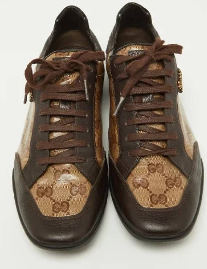 Gucci Vintage Pre-owned Coated canvas sneakers Beige Heren