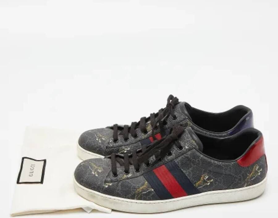 Gucci Vintage Pre-owned Coated canvas sneakers Black Dames