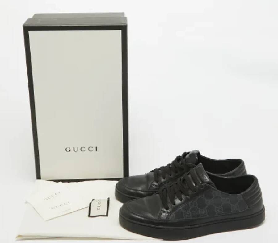 Gucci Vintage Pre-owned Coated canvas sneakers Black Heren