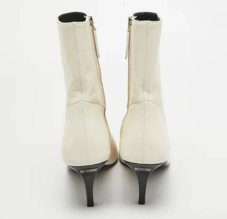 Gucci Vintage Pre-owned Leather boots White Dames