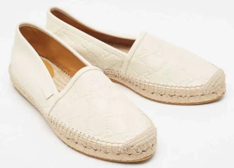 Gucci Vintage Pre-owned Leather flats Beige Dames