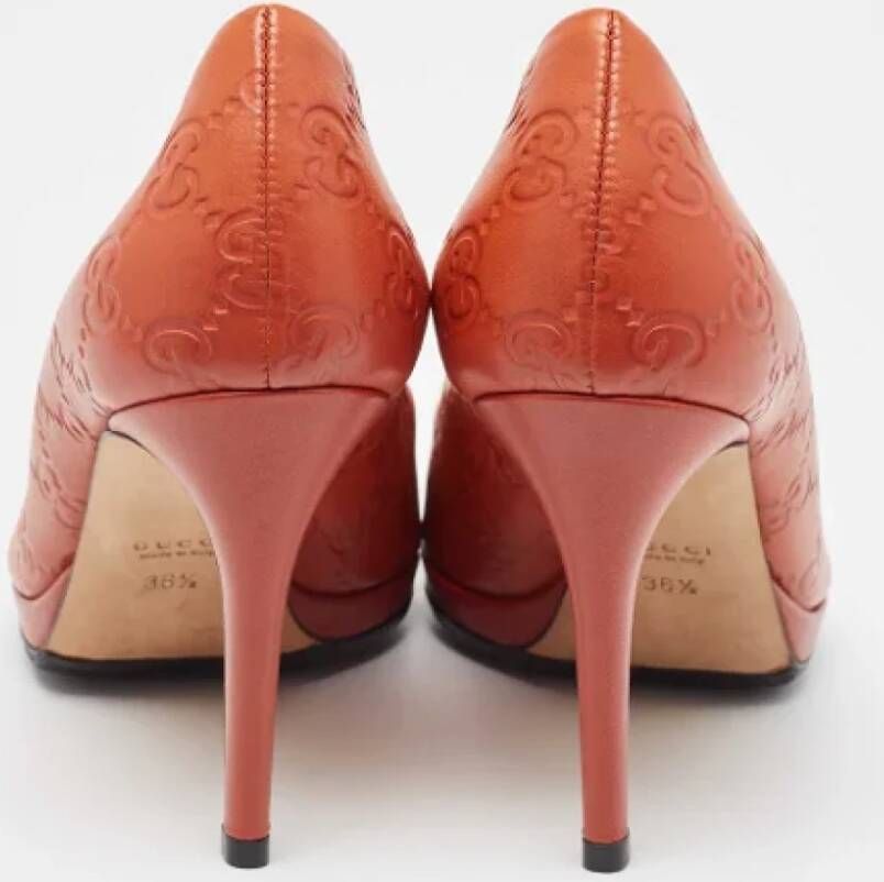 Gucci Vintage Pre-owned Leather heels Orange Dames