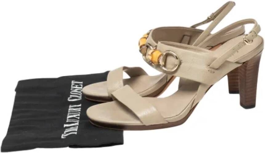 Gucci Vintage Pre-owned Leather sandals Beige Dames