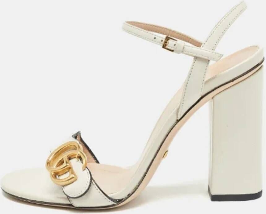 Gucci Vintage Pre-owned Leather sandals Beige Dames