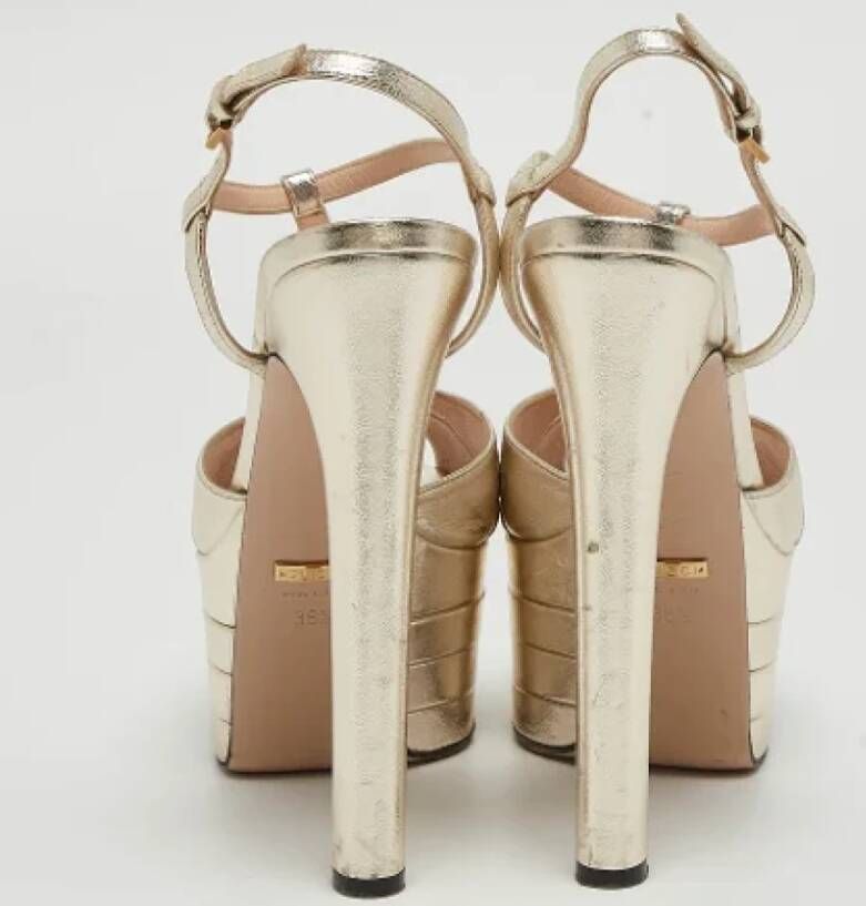 Gucci Vintage Pre-owned Leather sandals Gray Dames