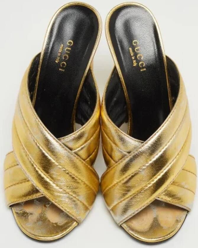 Gucci Vintage Pre-owned Leather sandals Yellow Dames