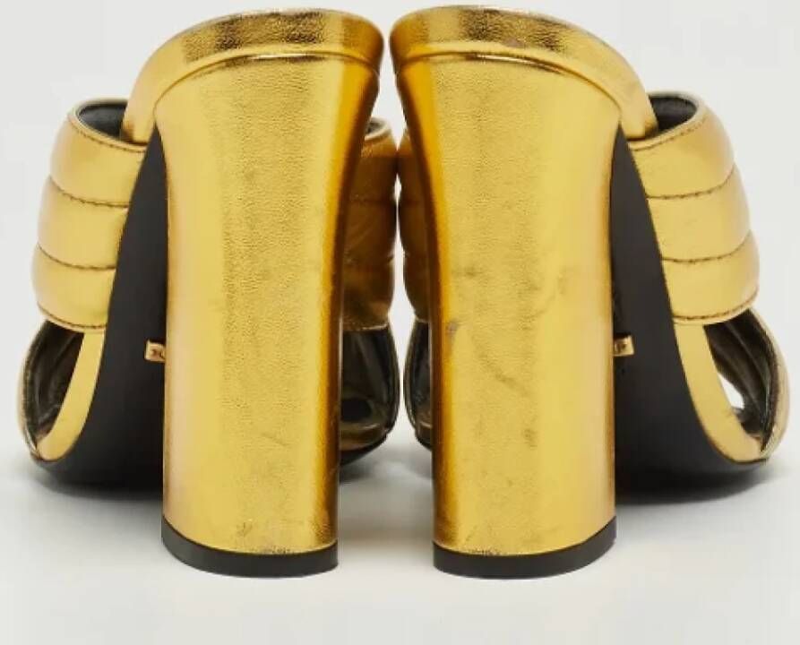 Gucci Vintage Pre-owned Leather sandals Yellow Dames