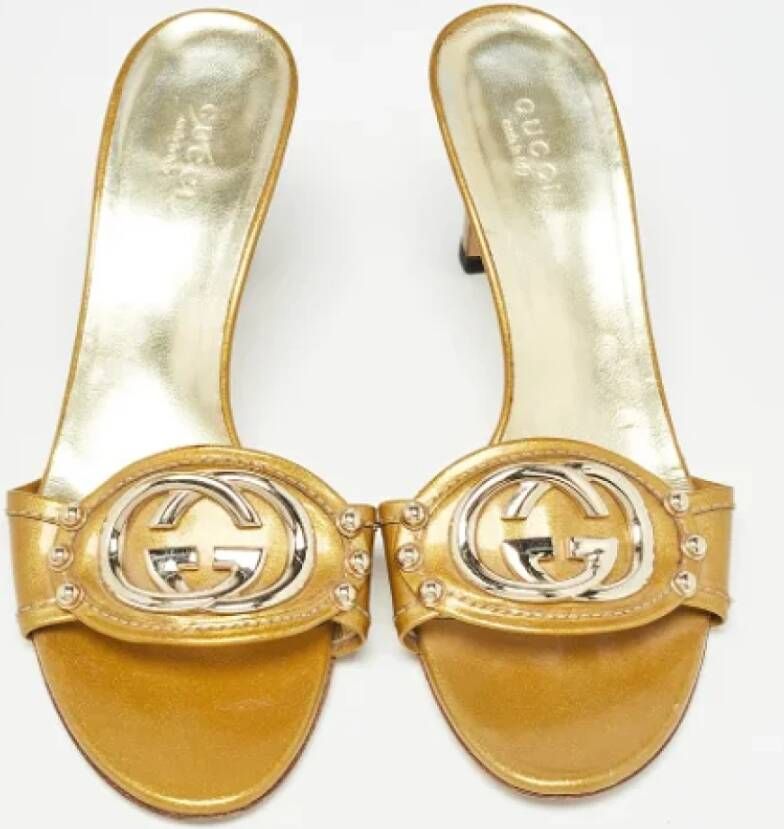 Gucci Vintage Pre-owned Leather sandals Yellow Dames