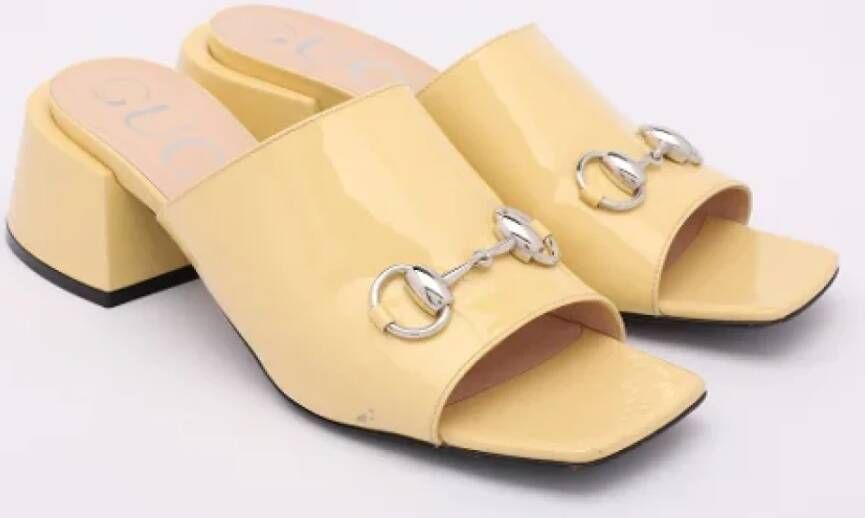 Gucci Vintage Pre-owned Leather sandals Yellow Dames