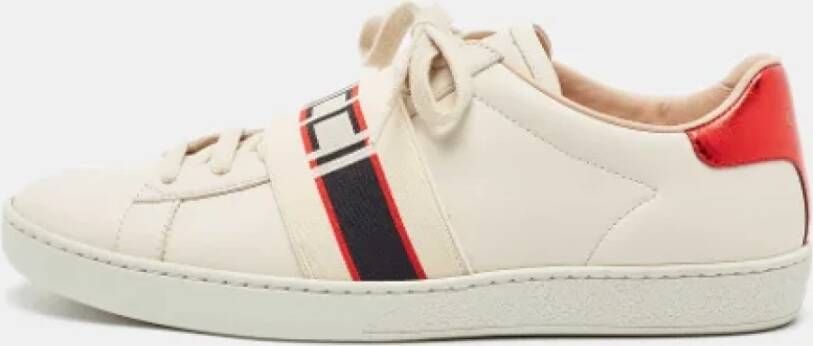 Gucci Vintage Pre-owned Leather sneakers Beige Dames