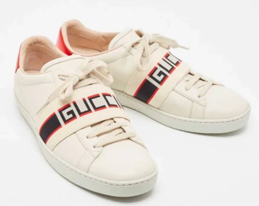 Gucci Vintage Pre-owned Leather sneakers Beige Dames