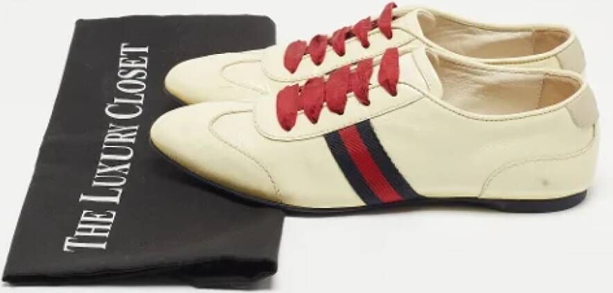 Gucci Vintage Pre-owned Leather sneakers Beige Dames