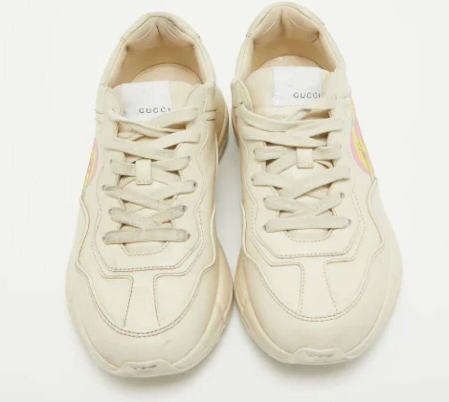 Gucci Vintage Pre-owned Leather sneakers Beige Dames