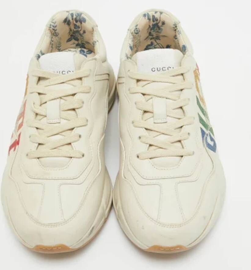 Gucci Vintage Pre-owned Leather sneakers Beige Dames