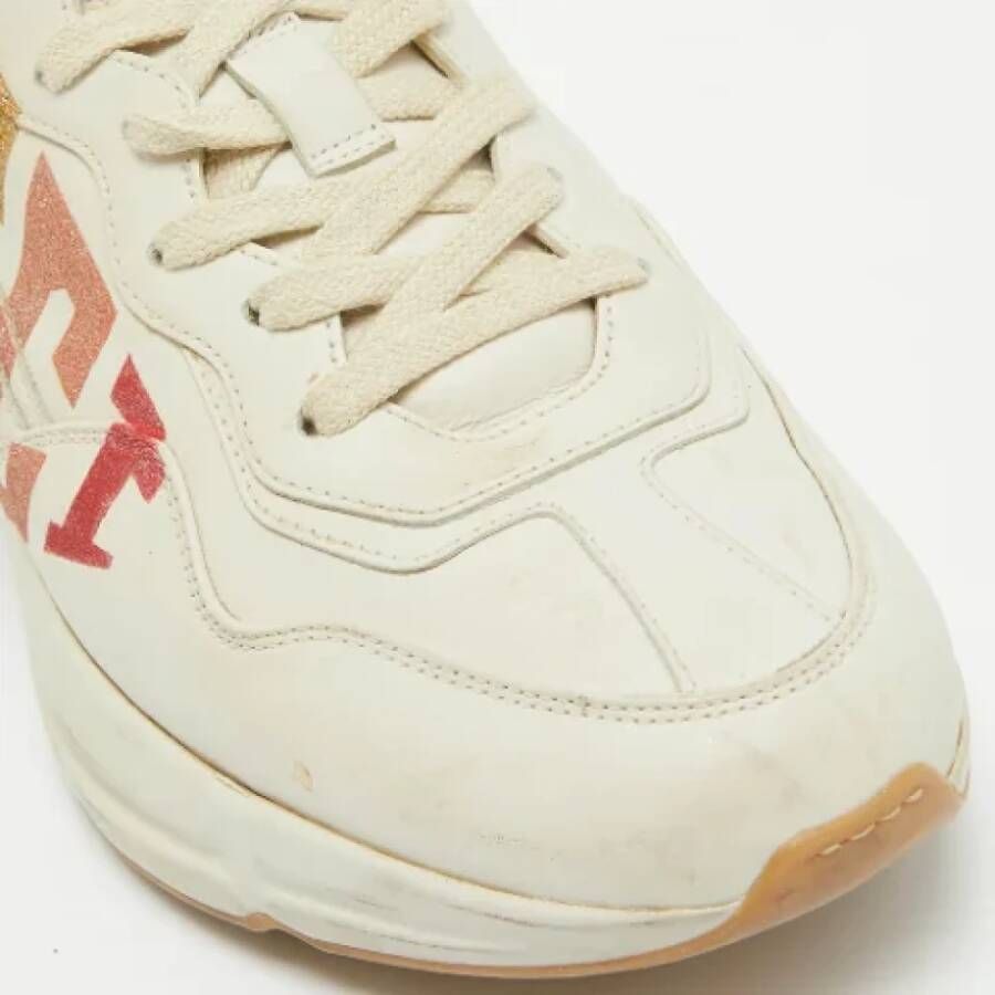 Gucci Vintage Pre-owned Leather sneakers Beige Dames