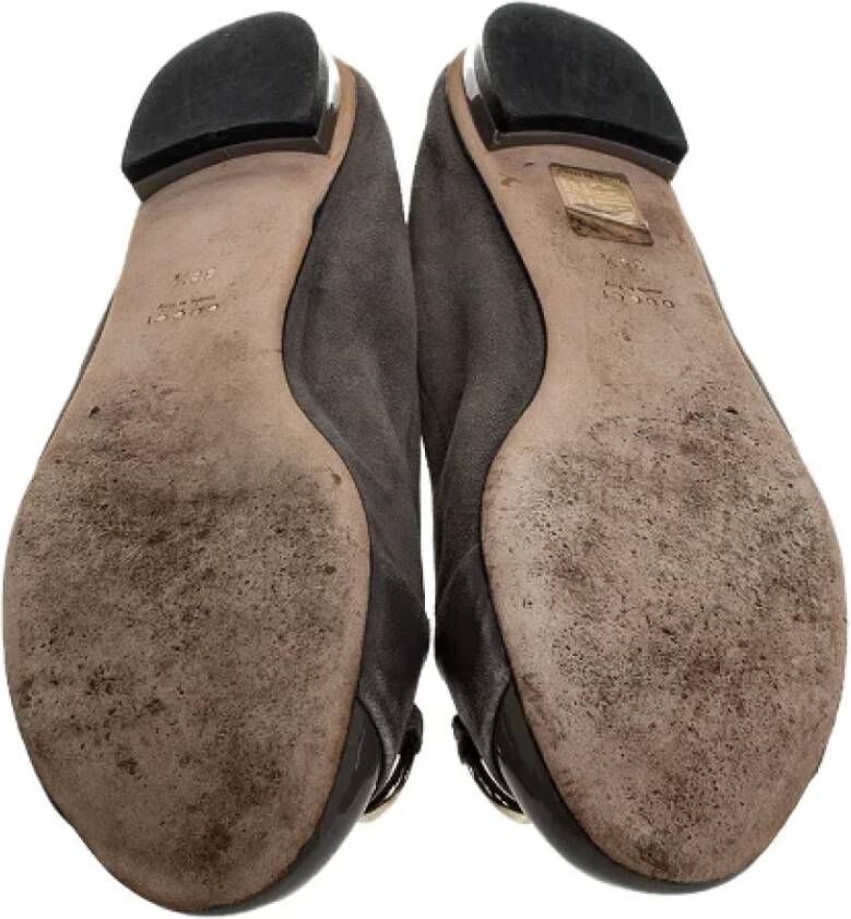 Gucci Vintage Pre-owned Suede flats Gray Dames
