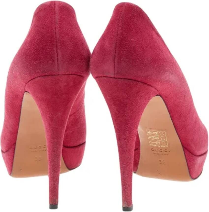 Gucci Vintage Pre-owned Suede heels Red Dames