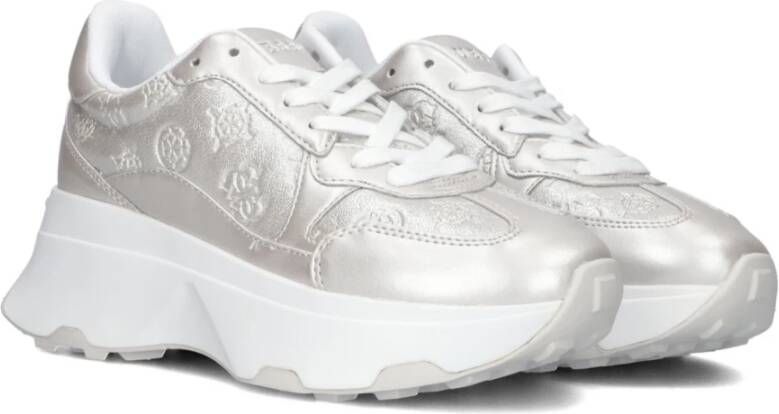 Guess Zilveren Lage Sneakers Calebb Gray Dames