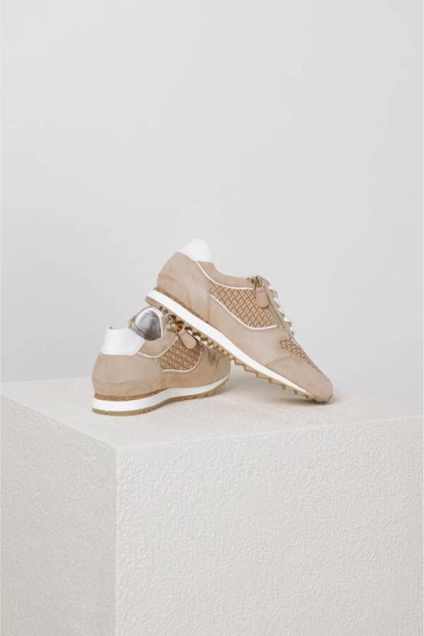 HASSIA Beige Sneakers met Suède en Gevlochten Details Beige Dames