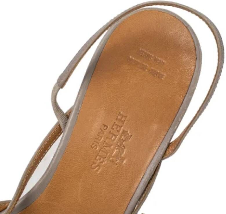 Hermès Vintage Pre-owned Leather sandals Gray Dames