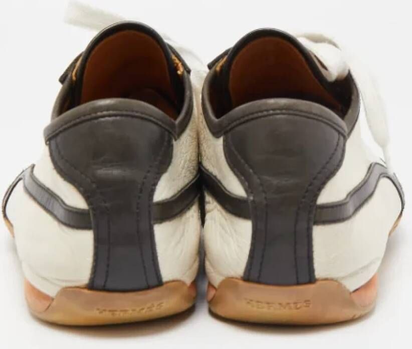 Hermès Vintage Pre-owned Leather sneakers White Dames
