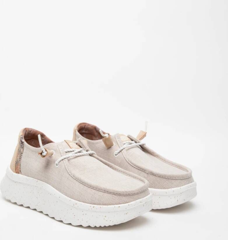 Hey Dude Lichtgewicht Perzik Baseball-Geïnspireerde Sneakers Beige Dames