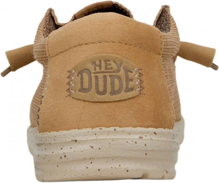 Hey Dude Sport Mesh Sneakers in Tan Wit Beige Dames