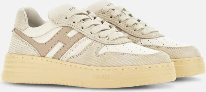 Hogan Beige Suède Sneakers met Witte Leren Details Beige Heren