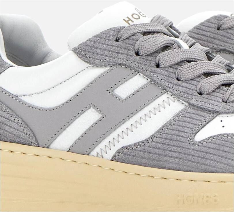 Hogan Grijze Retrostijl Sneakers Gray Dames