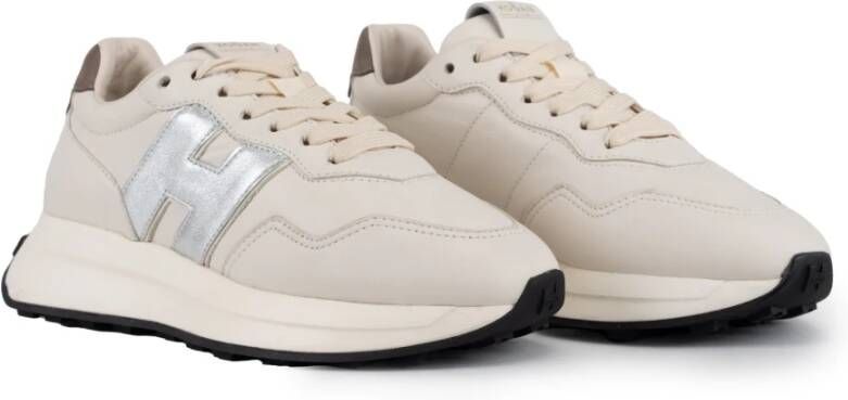 Hogan Ivoor Leren Sneakers Vetersluiting Voorzijde Beige Dames