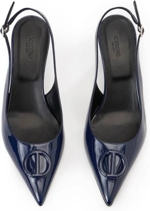 Iceberg Blauwe patentleren puntige slingbacks met monogram Blue Dames