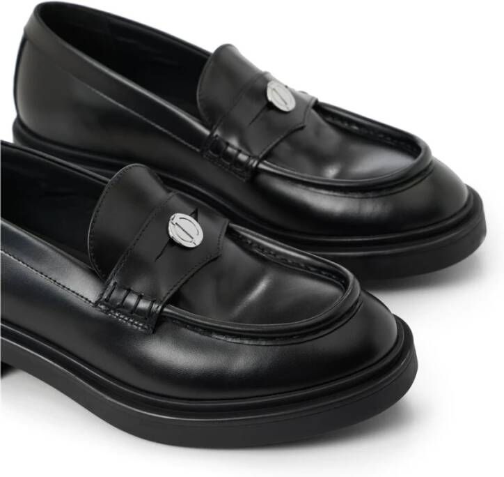 Iceberg Elegante zwarte leren loafers met logo monogram Black Dames