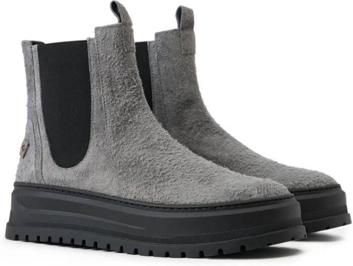 Iceberg Grijze suède enkellaars met elastische zijkanten en stud details Gray Heren