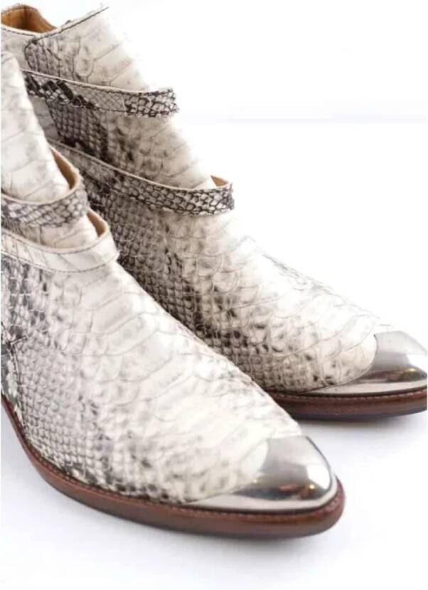 Isabel Marant Pre-owned Leather boots White Dames