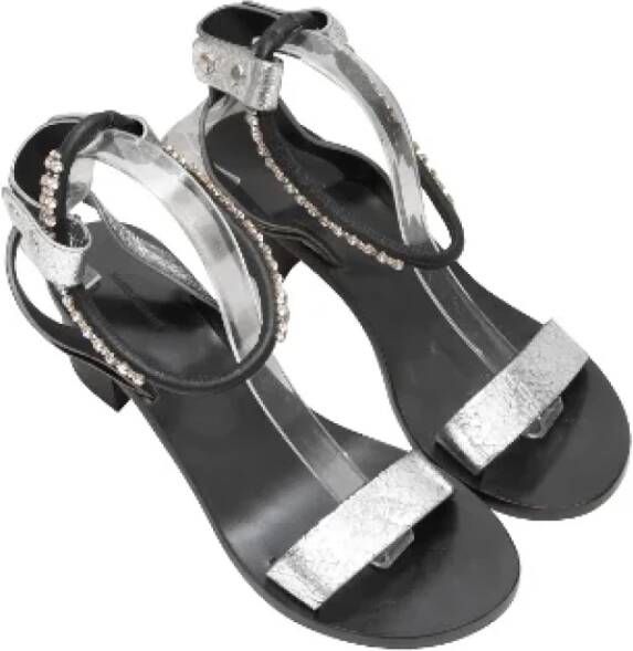 Isabel Marant Pre-owned Leather sandals Gray Dames