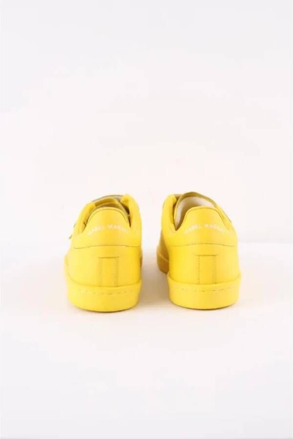 Isabel Marant Pre-owned Leather sneakers Yellow Dames