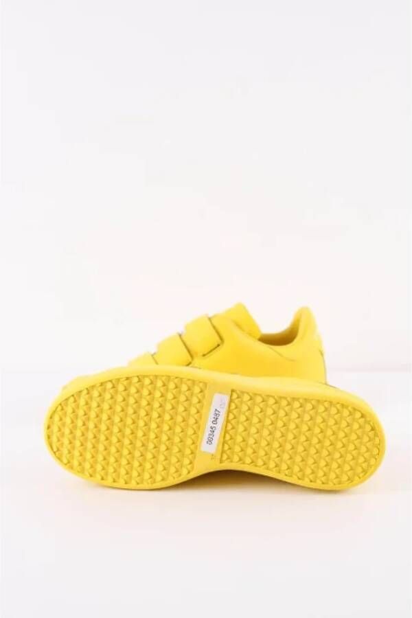 Isabel Marant Pre-owned Leather sneakers Yellow Dames